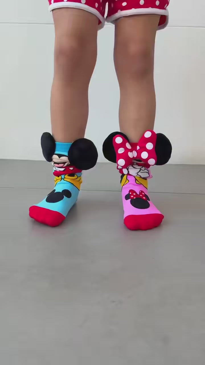 MICKEY AND MINNIE SOCKS video