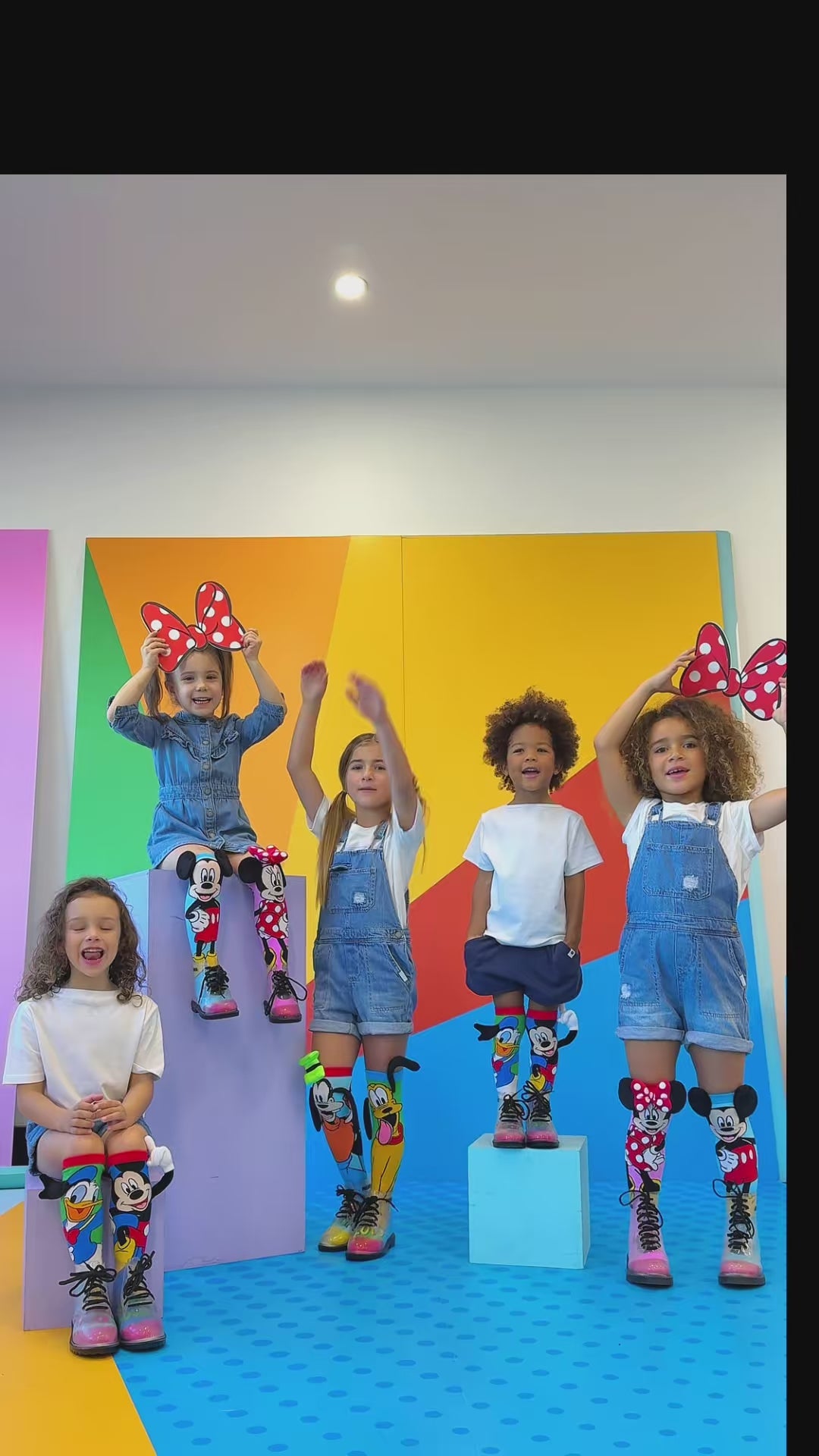 MICKEY AND MINNIE SOCKS video