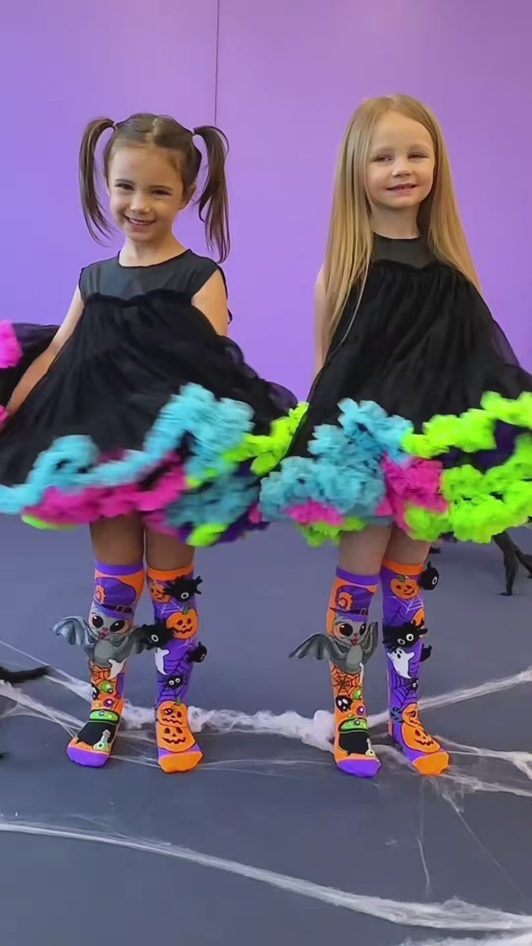 HALLOWEEN SOCKS video